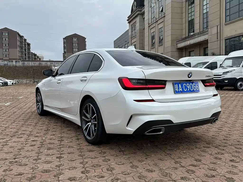 BMW 3 Series 2022
