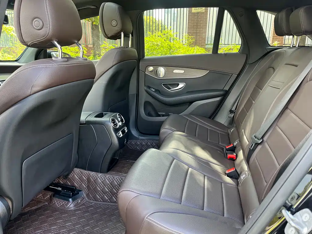 Mercedes-Benz GLC 2021