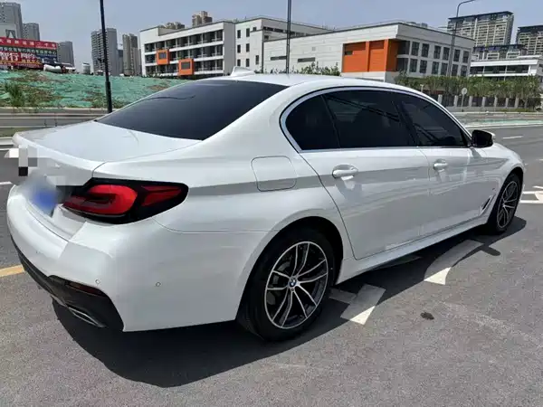 BMW 5 Series 2023