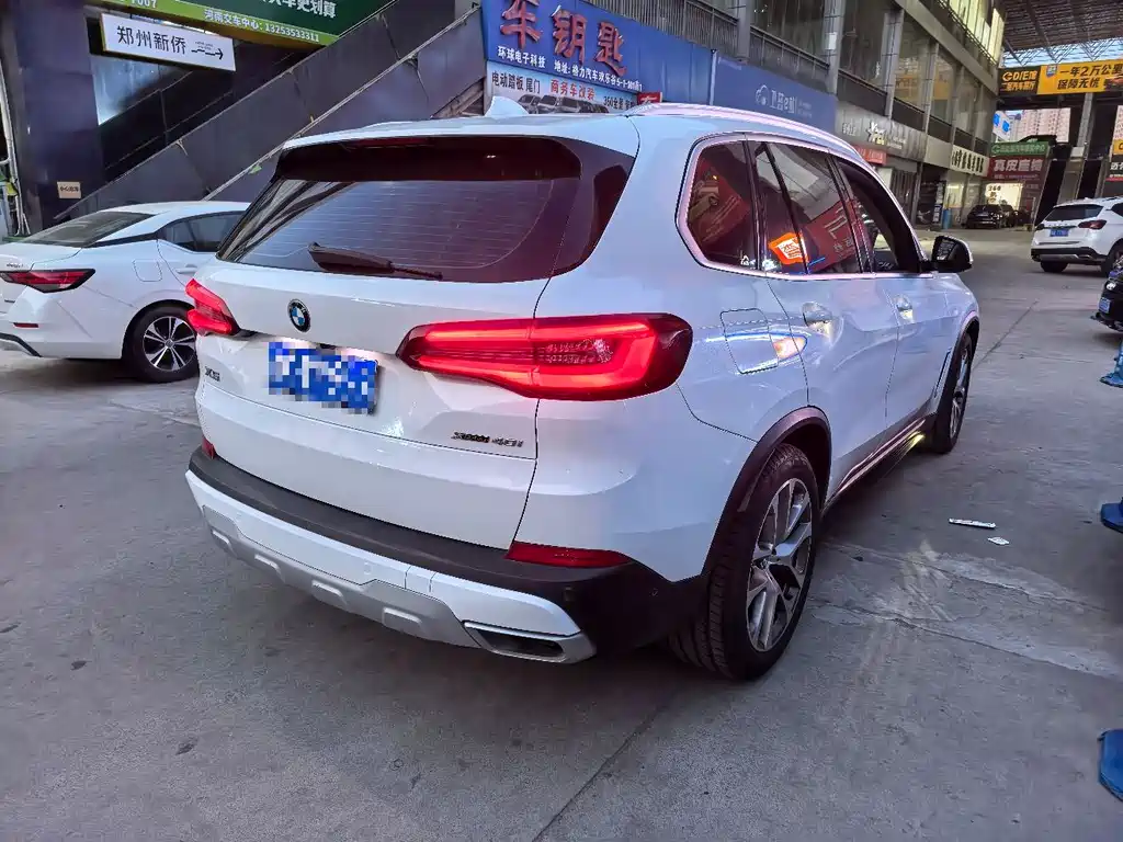 BMW X5 2021 — фото 6