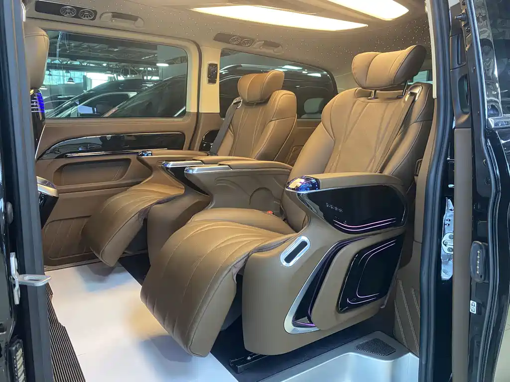 Mercedes-Benz Vito 2025 — фото 10