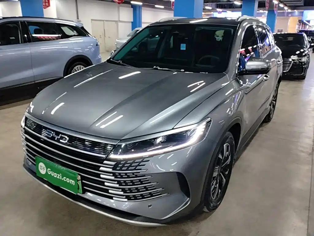 BYD Seal 05 DM-i 2025 — фото 1