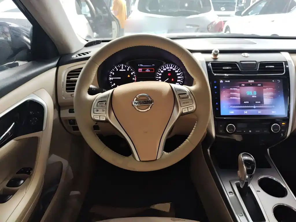 Nissan Teana 2018 — фото 11