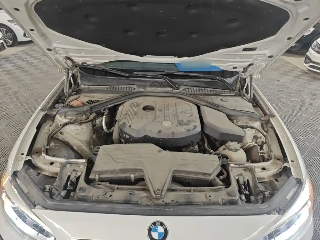 BMW 1 Series 2019 — фото 16