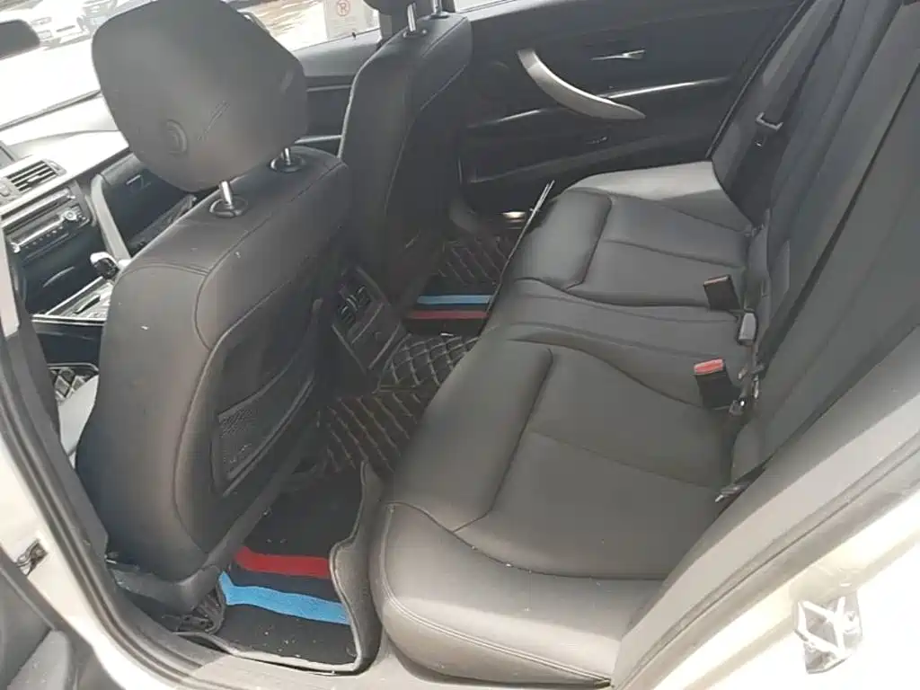 BMW 3 Series 2014 — фото 17