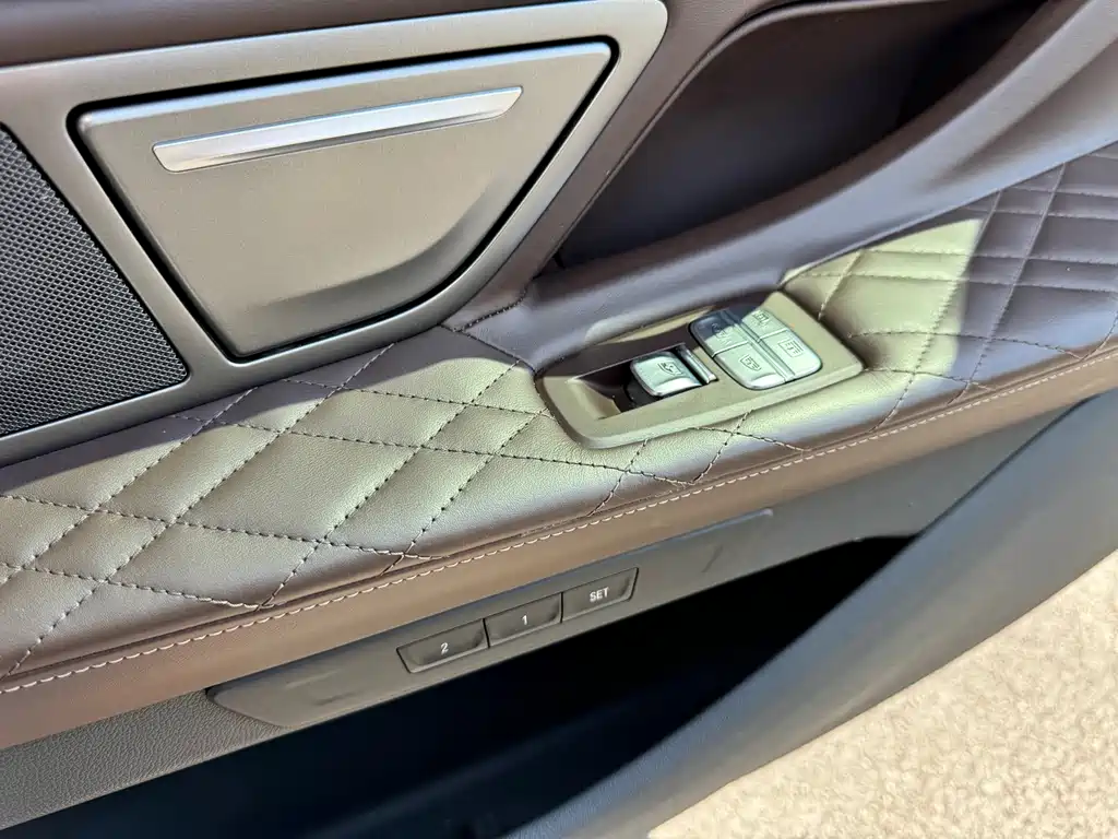 BMW 7 Series 2022 — фото 17