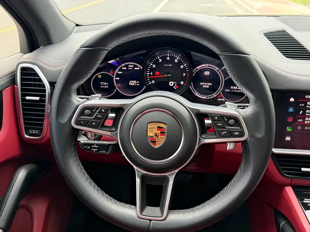 Porsche Cayenne 2023 — фото 13