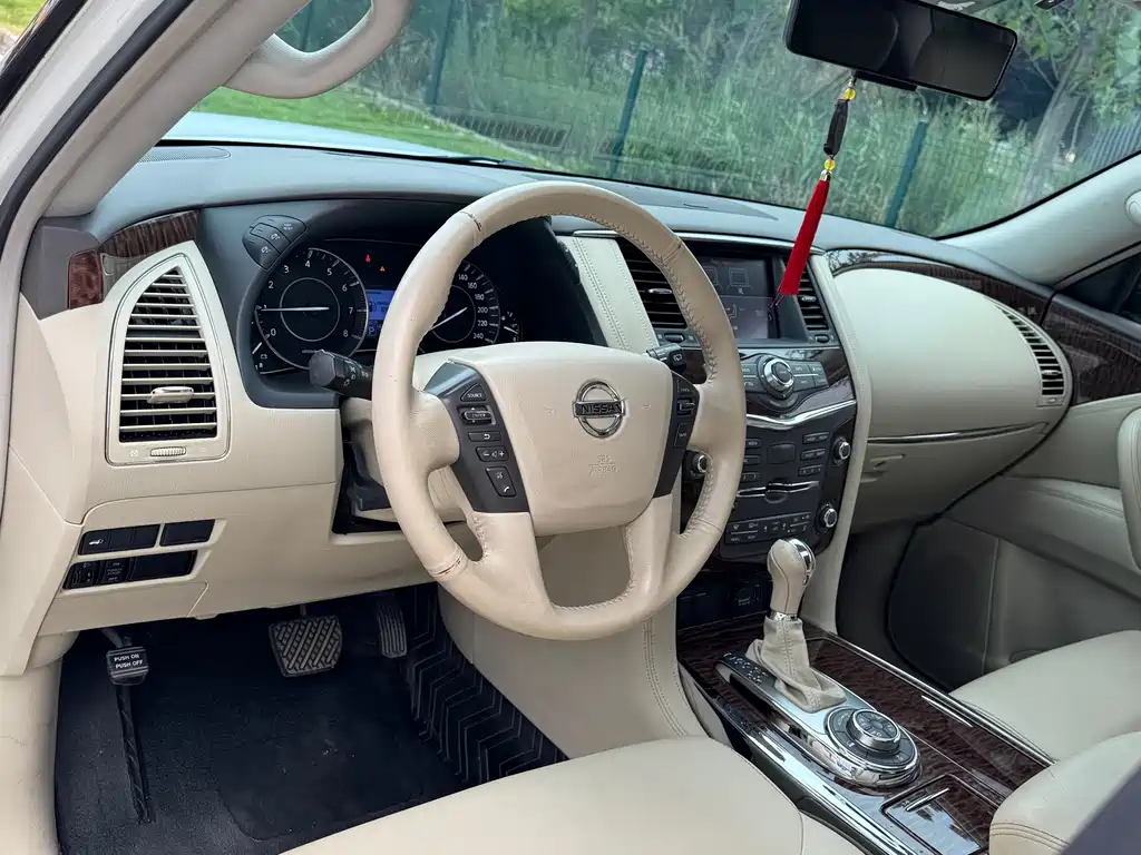 Nissan Patrol 2018 — фото 10
