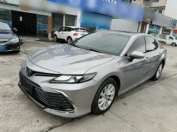 Toyota Camry 2021