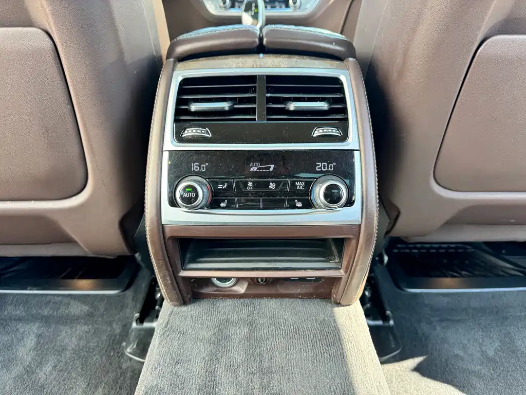 BMW 7 Series 2022 — фото 15