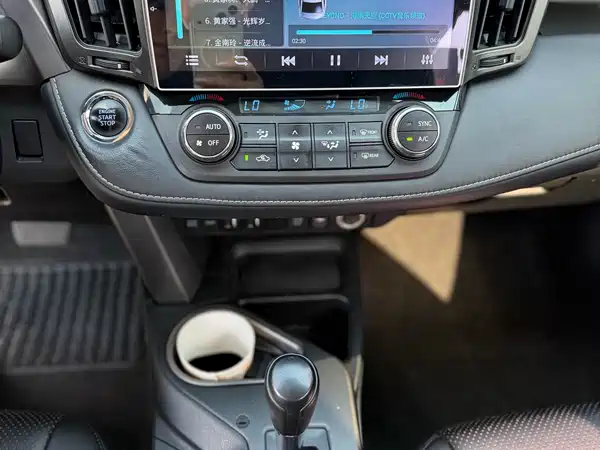 Toyota RAV4 2016