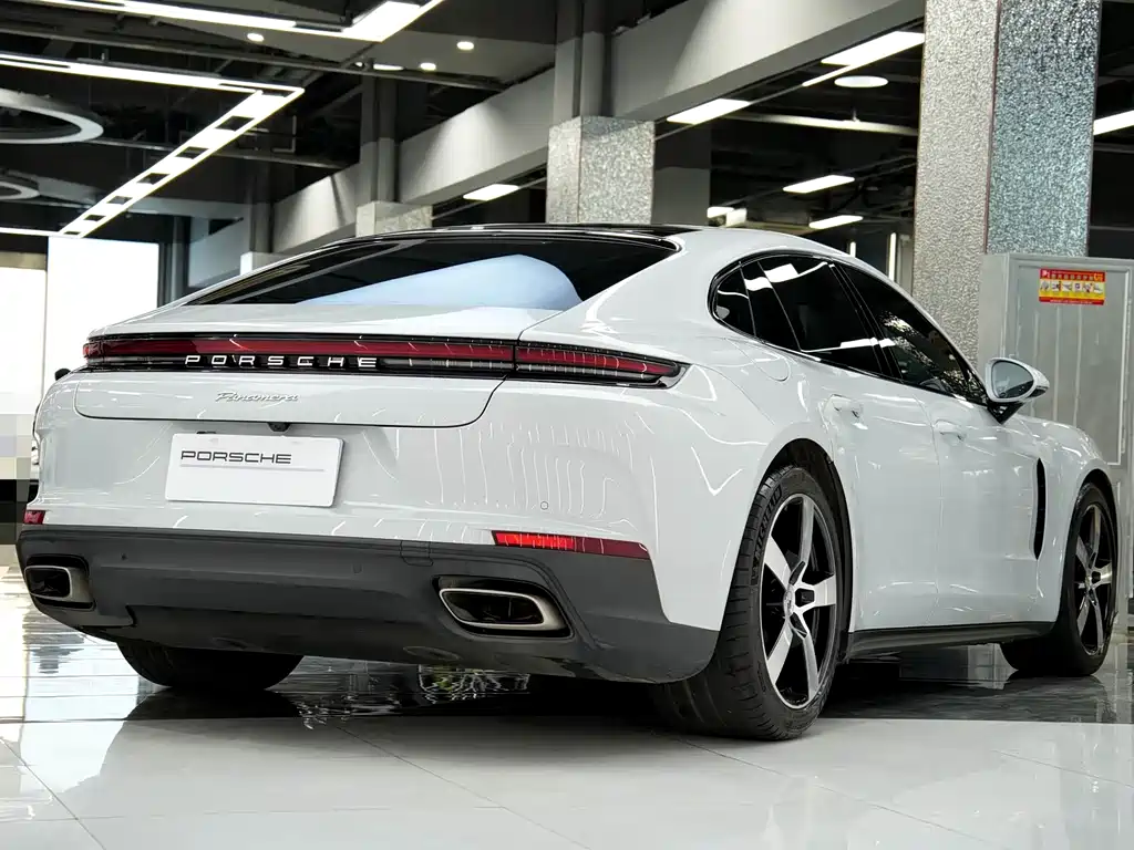 Porsche Panamera 2024 — фото 18