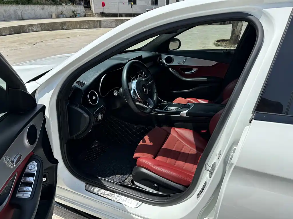 Mercedes-Benz C-Class 2019 — фото 4