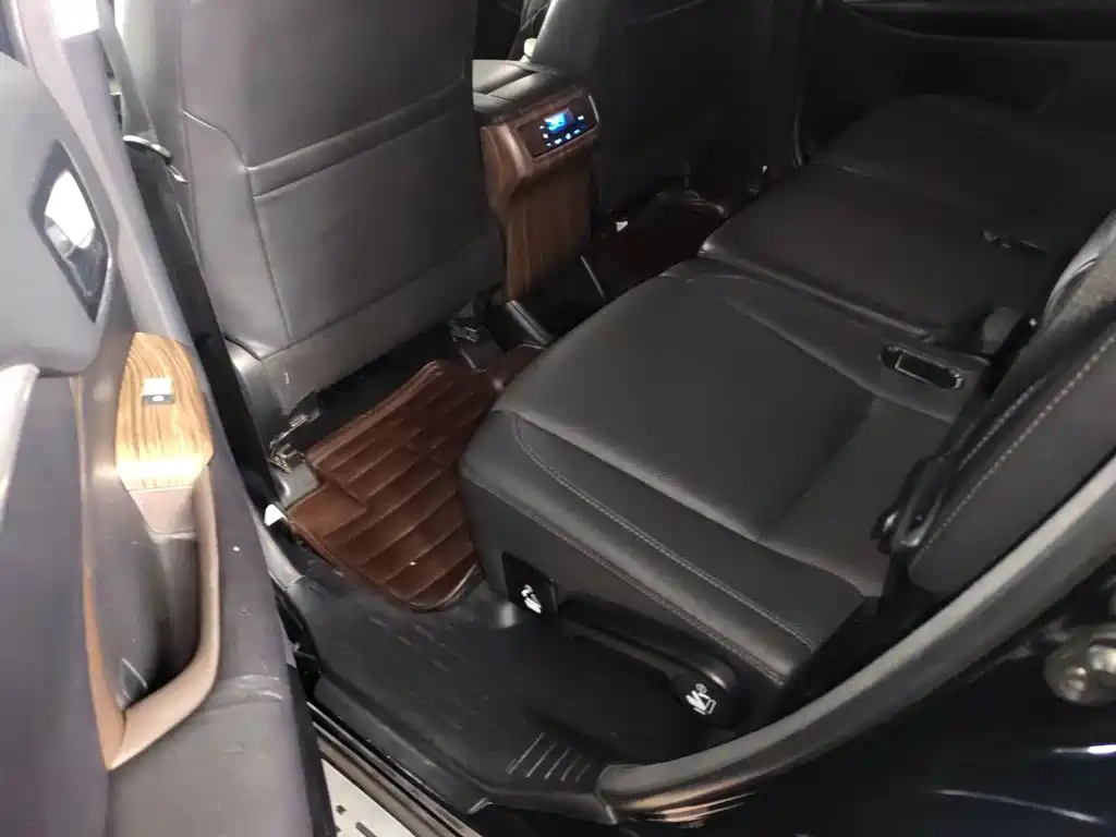 Toyota Highlander 2016 — фото 13