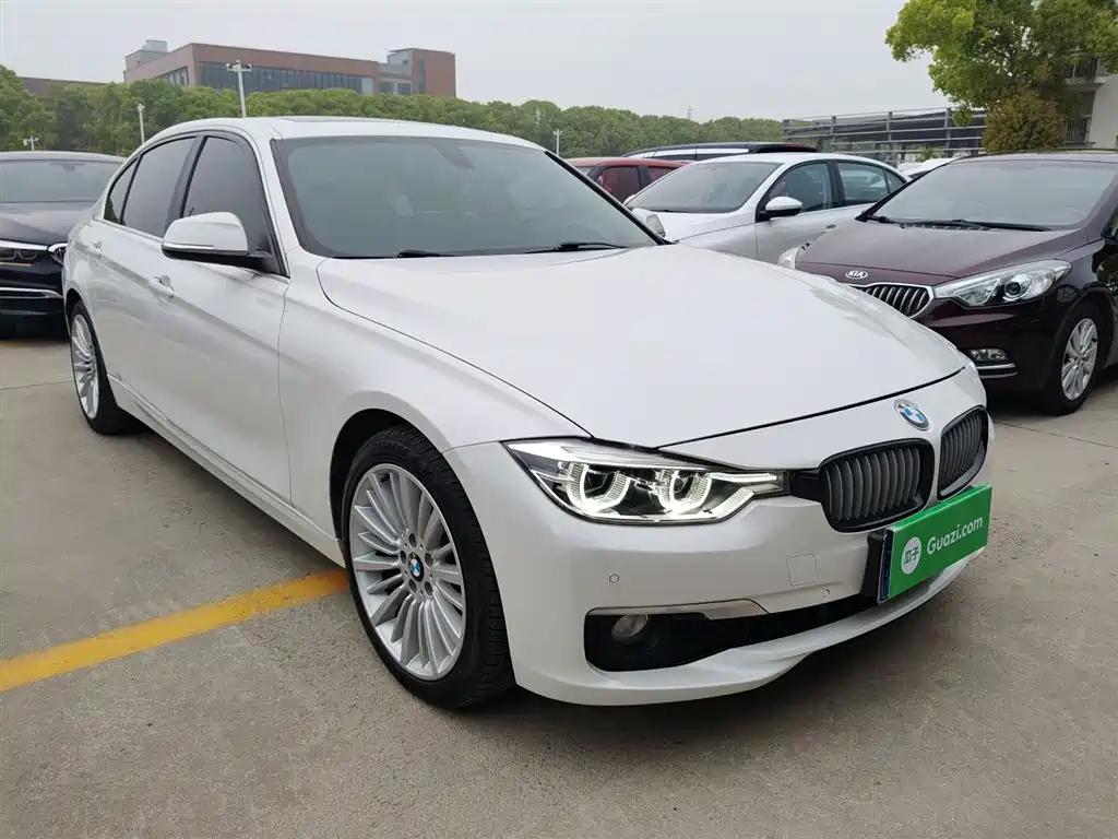 BMW 3 Series 2018 — фото 4