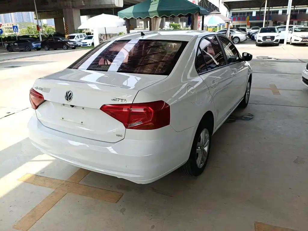 Volkswagen Jetta 2019