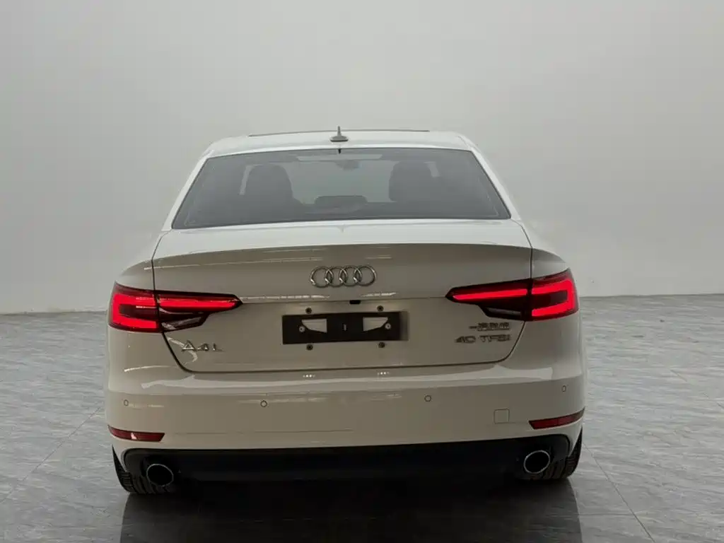 Audi A4L 2017