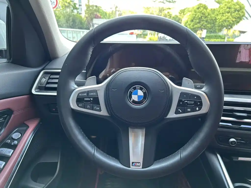 BMW 3 Series 2023 — фото 15