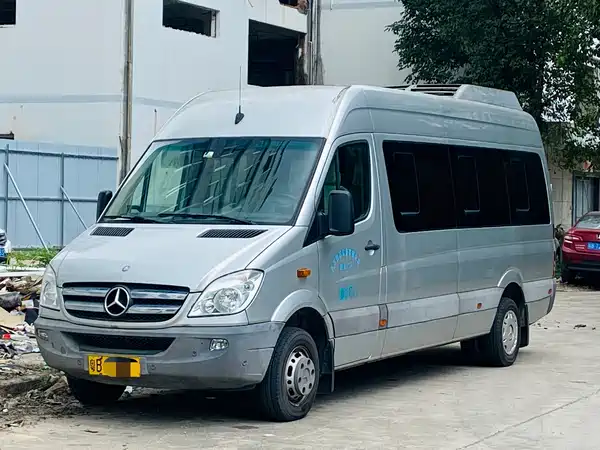Mercedes-Benz Sprinter 2012