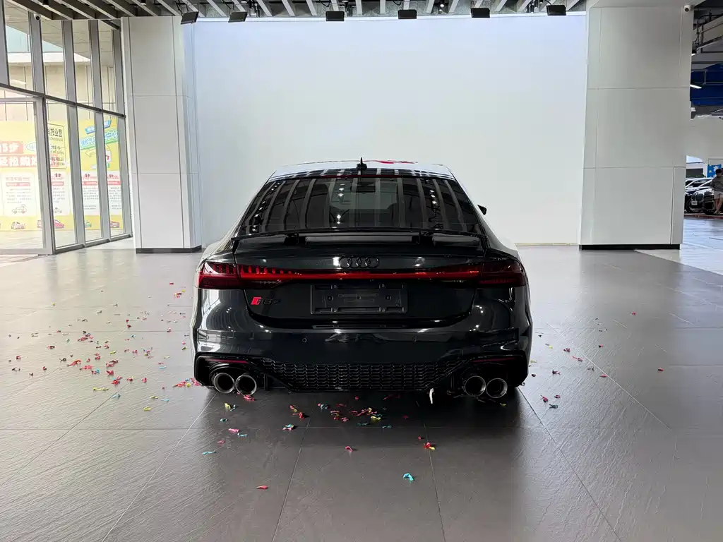 Audi A7 2018 — фото 19