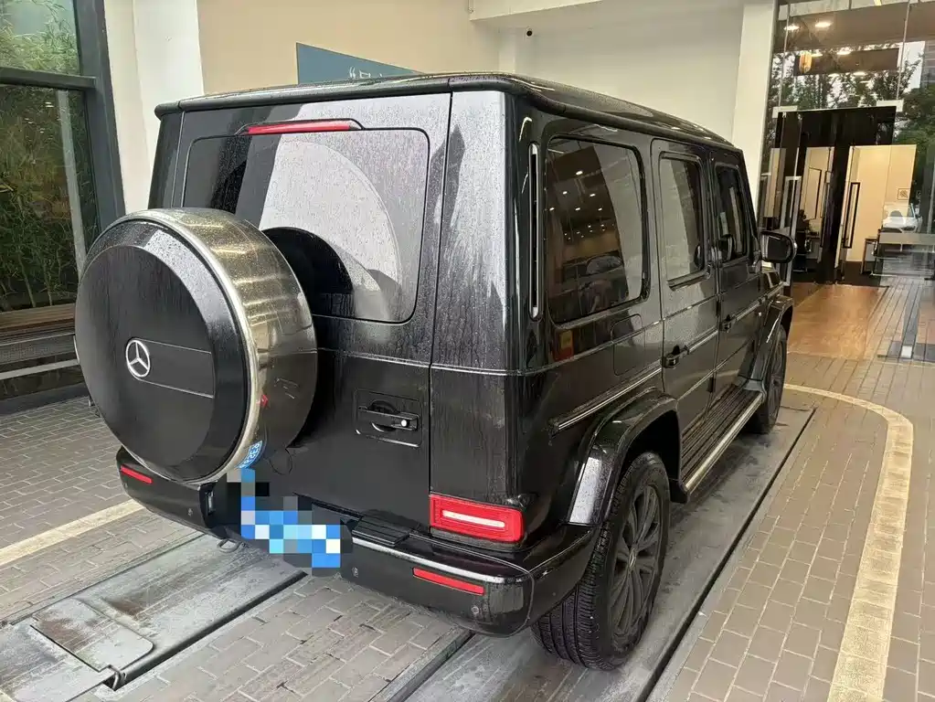 Mercedes-Benz G-Class 2023 — фото 10