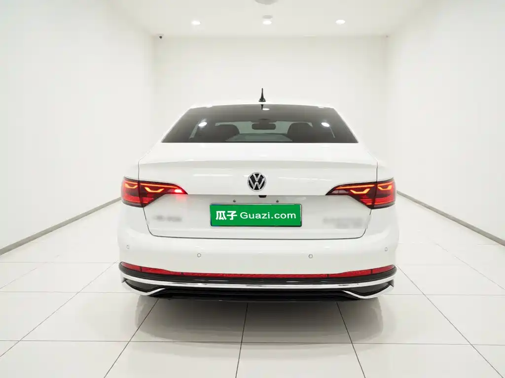 Volkswagen Sagitar 2024