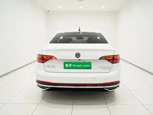 Volkswagen Sagitar 2024