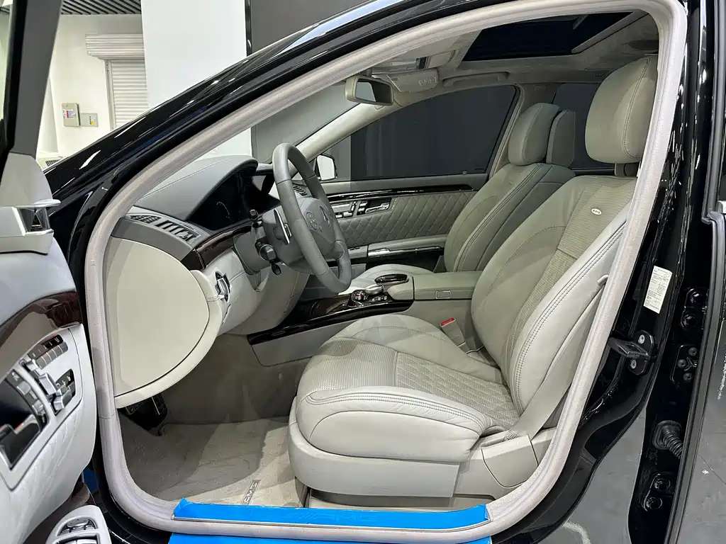Mercedes-Benz S-Class AMG 2012 — фото 23