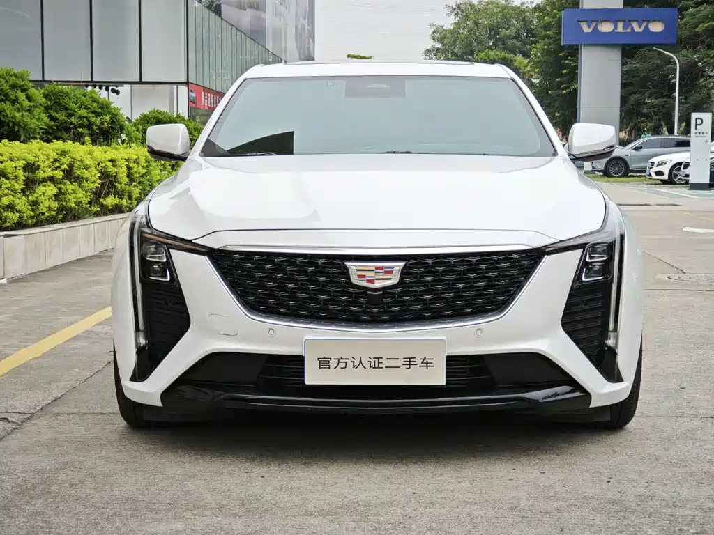 Cadillac CT5 2024 — фото 2