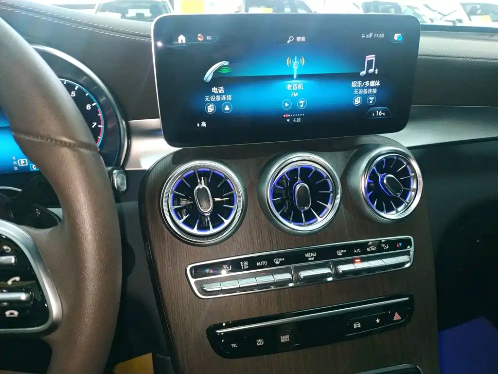 Mercedes-Benz GLC 2021