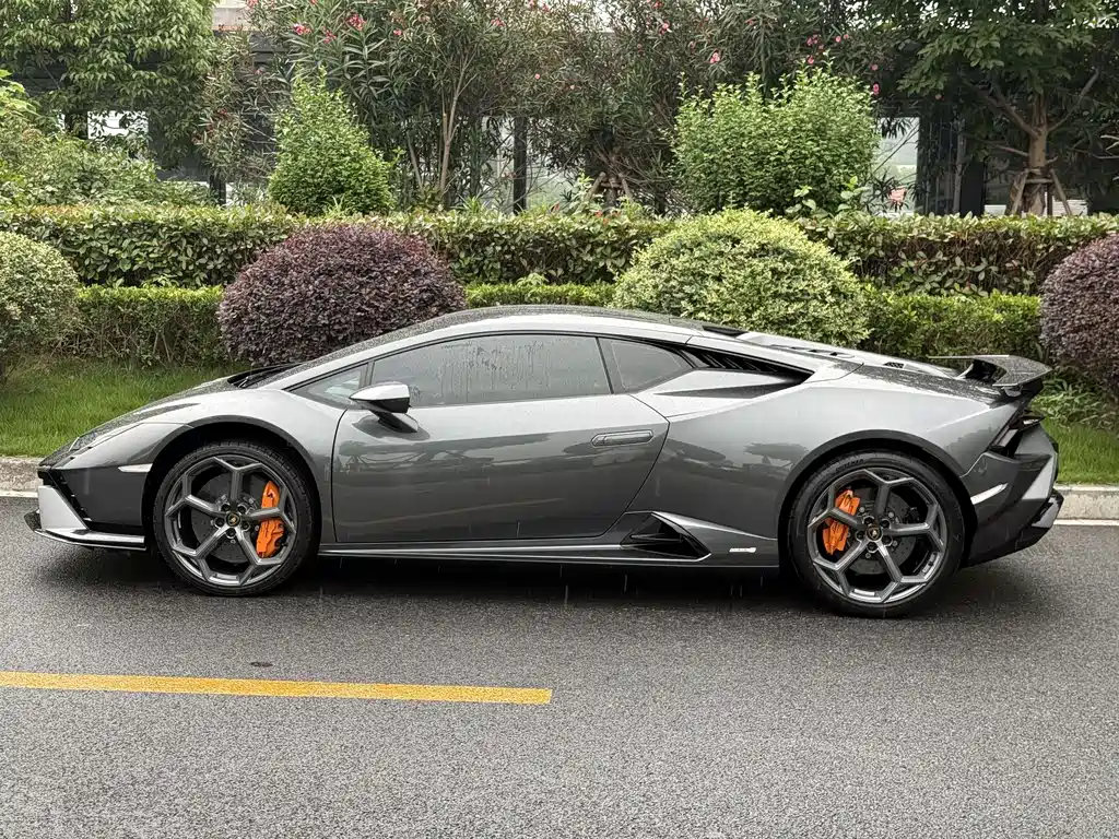 Lamborghini Huracán 2024 — фото 3
