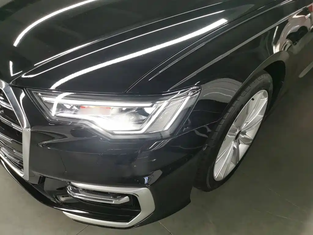 Audi A6L 2023 — фото 24