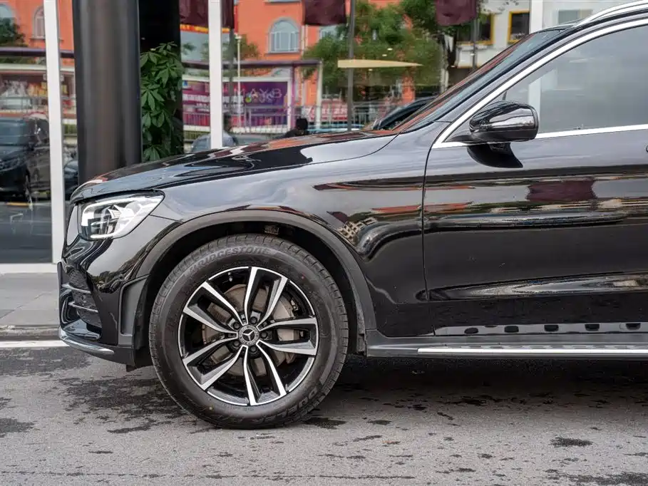 Mercedes-Benz GLC 2021 — фото 20
