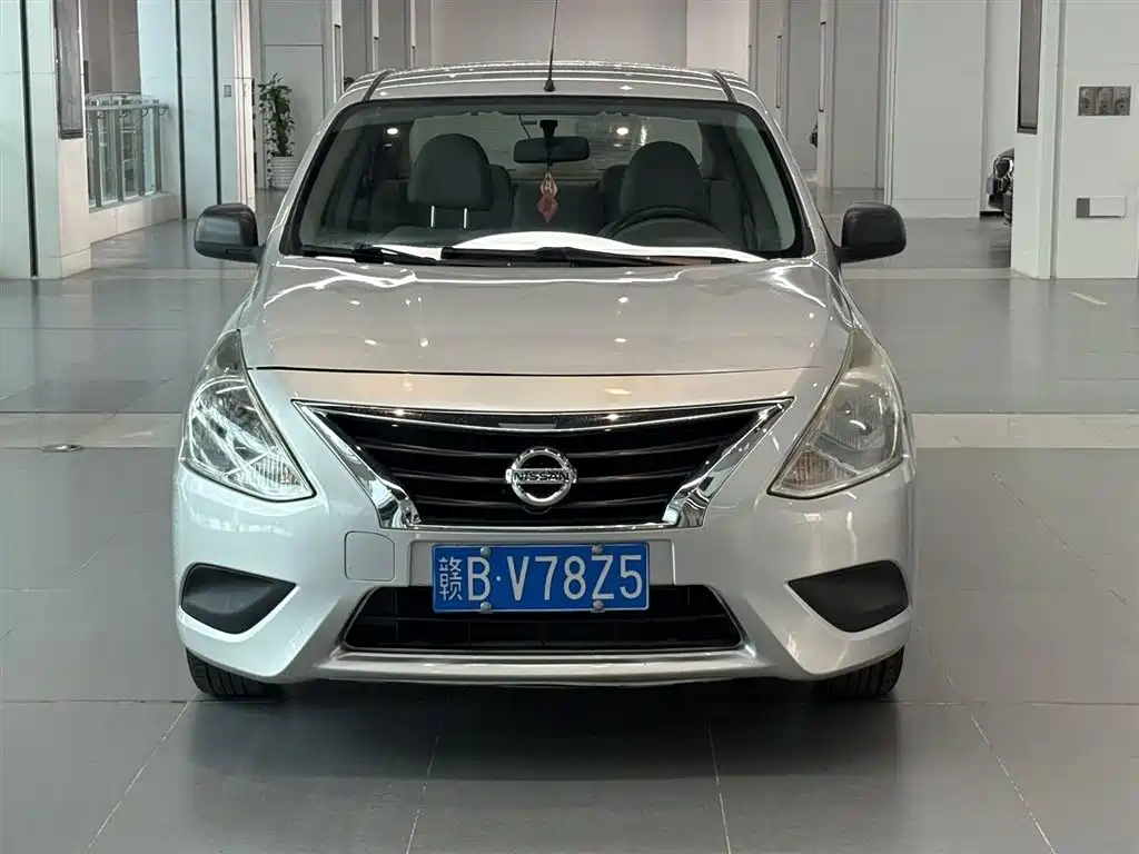 Nissan Sunny 2016 — фото 2