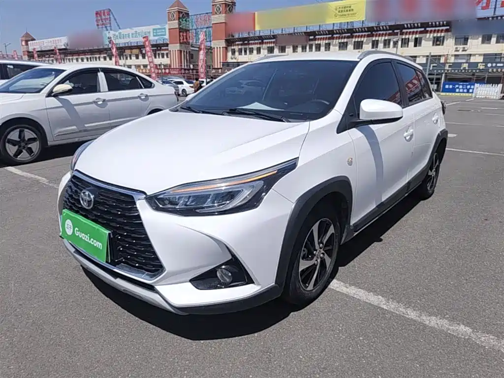 Toyota Yaris L 2021 — фото 2