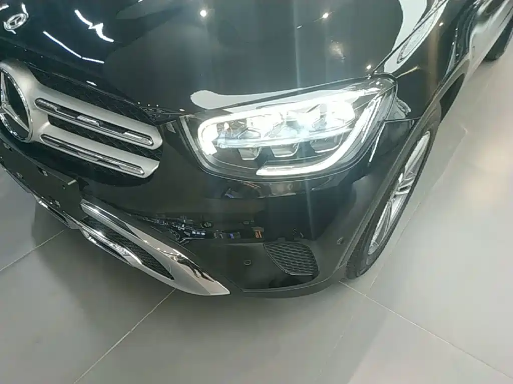 Mercedes-Benz GLC 2021 — фото 18