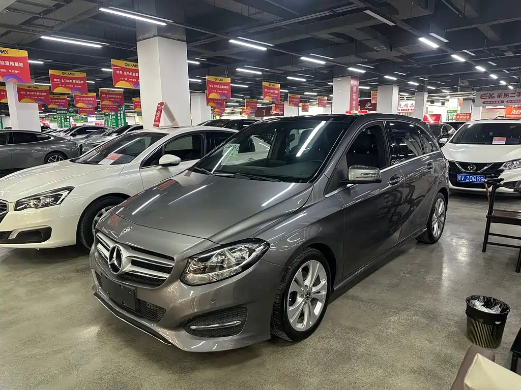 Mercedes-Benz B-Class 2018 — фото 1