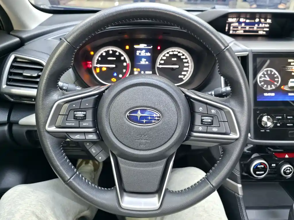 Subaru Forester 2021 — фото 8