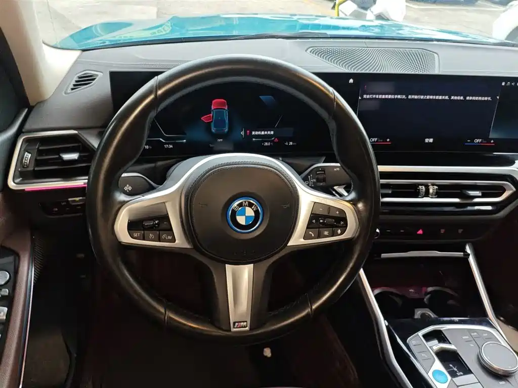 BMW i3 2023 — фото 4