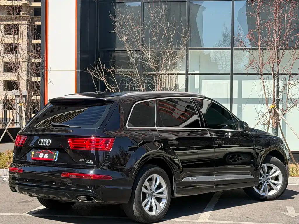 Audi Q7 2016 — фото 6
