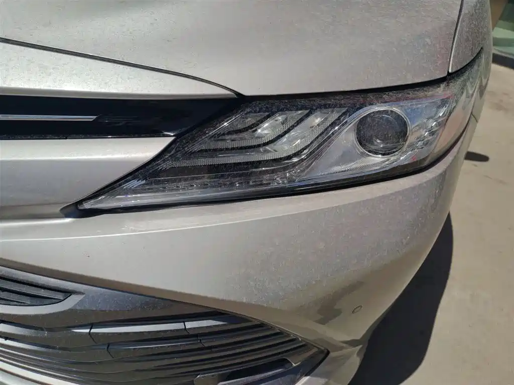 Toyota Camry 2020 — фото 23