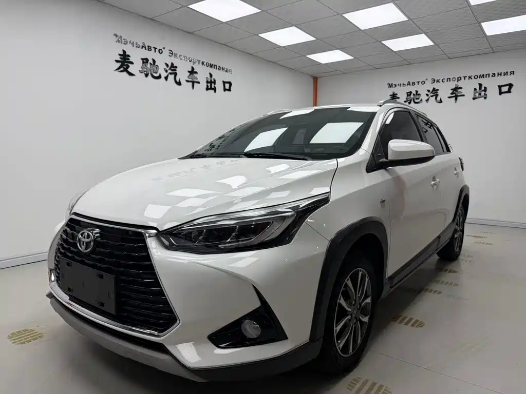 Toyota Yaris L 2022