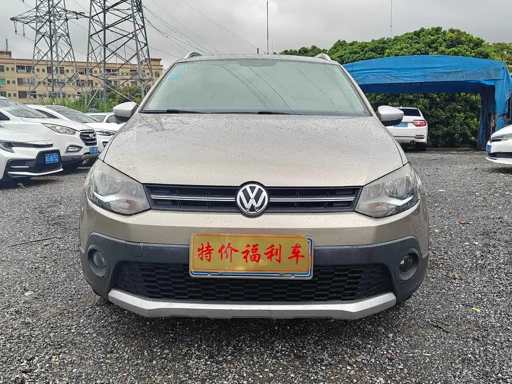 Volkswagen Polo 2015