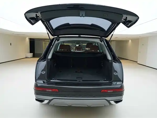 Audi Q7 2021