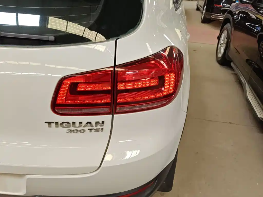 Volkswagen Tiguan 2016 — фото 8