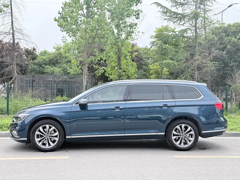 Volkswagen Viloran 2022