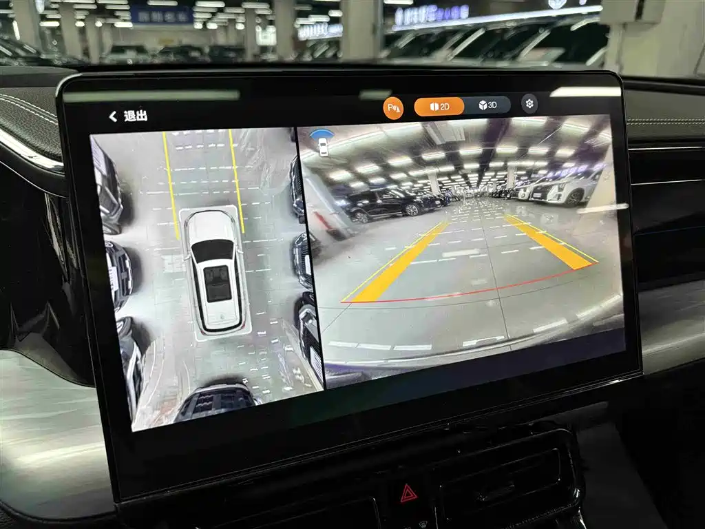 GAC Motor Trumpchi GS8 2023 — фото 13
