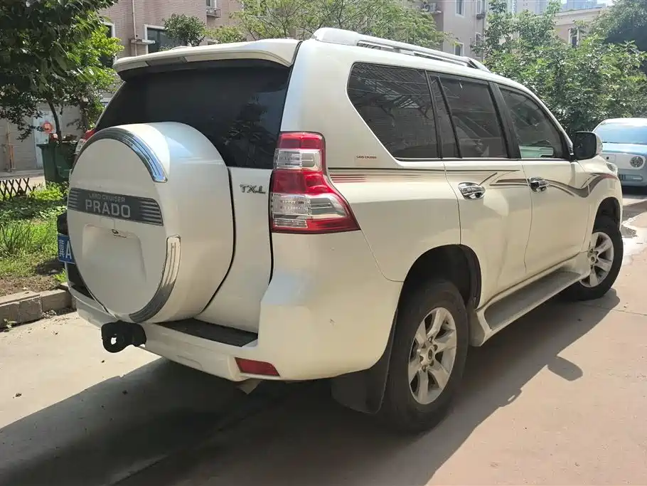 Toyota Prado 2018 — фото 3