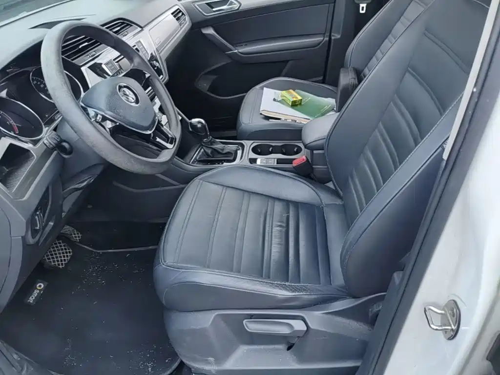 Volkswagen Touran 2016 — фото 15