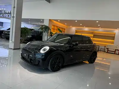 MINI MINI 2022